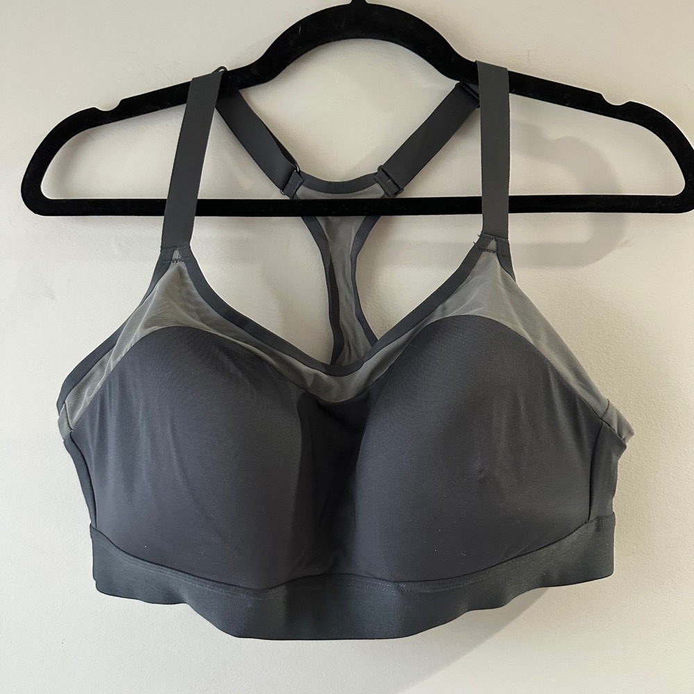 Brooks Women's‎ Sports Bra 36C Gray Racerback Medium Support Workout Gym